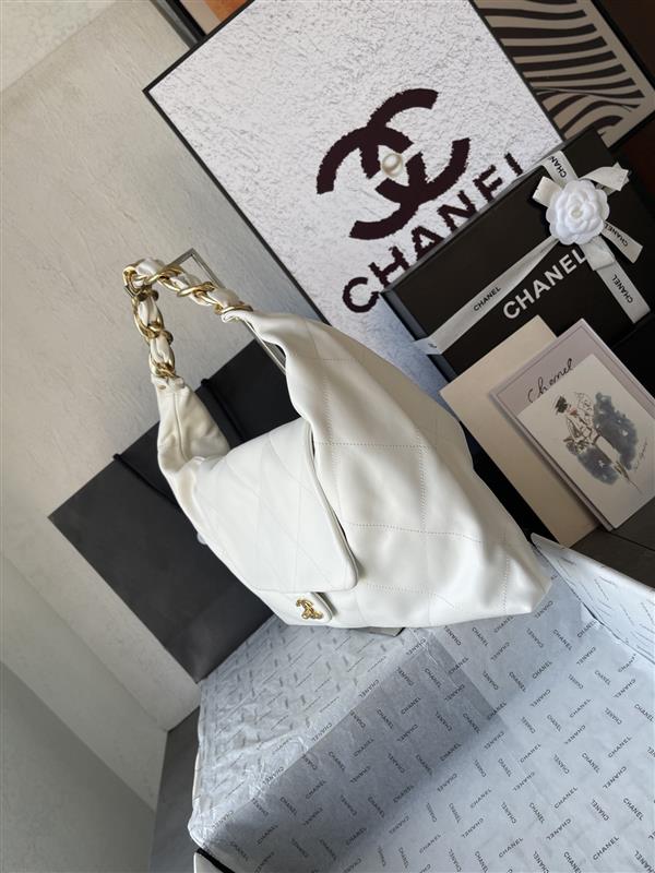 2026131204617958 860